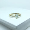 Anel Gota Quartzo Branco Folheado a Ouro 18K